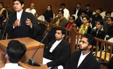 MN-Law-Team-at-Inter-Coll-Moot-Court